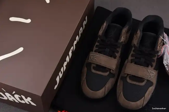 Reps LUCY Jack Travis Scott Jordan Jumpman TR FZ8117-204 x 0517